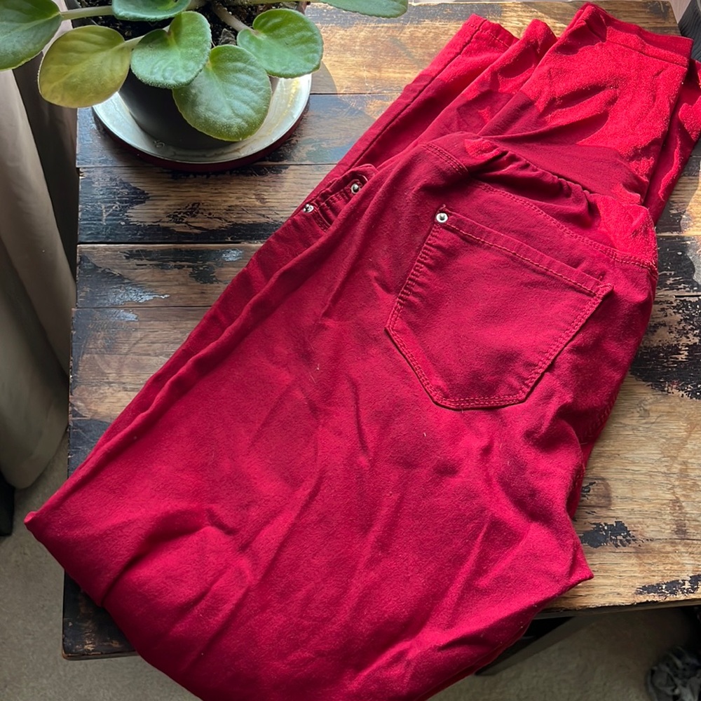 Maternity stretchy skinny jeans